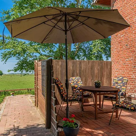 Three-bedroom In * Langenhorn