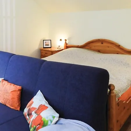 Apartment Three-bedroom In