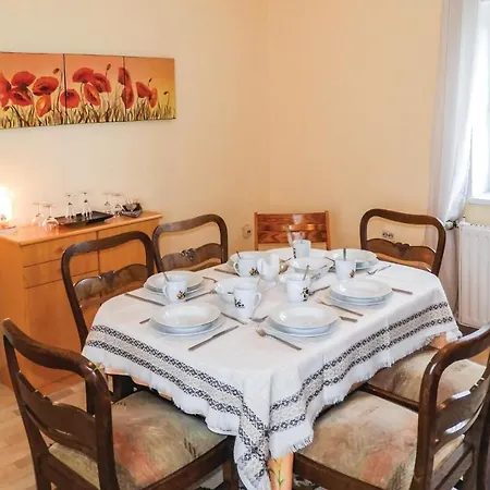 Three-bedroom In Apartment