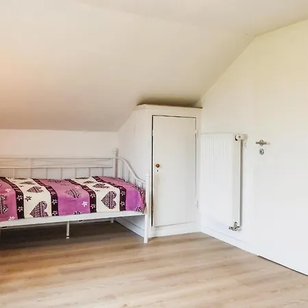 Three-bedroom In Apartment Langenhorn